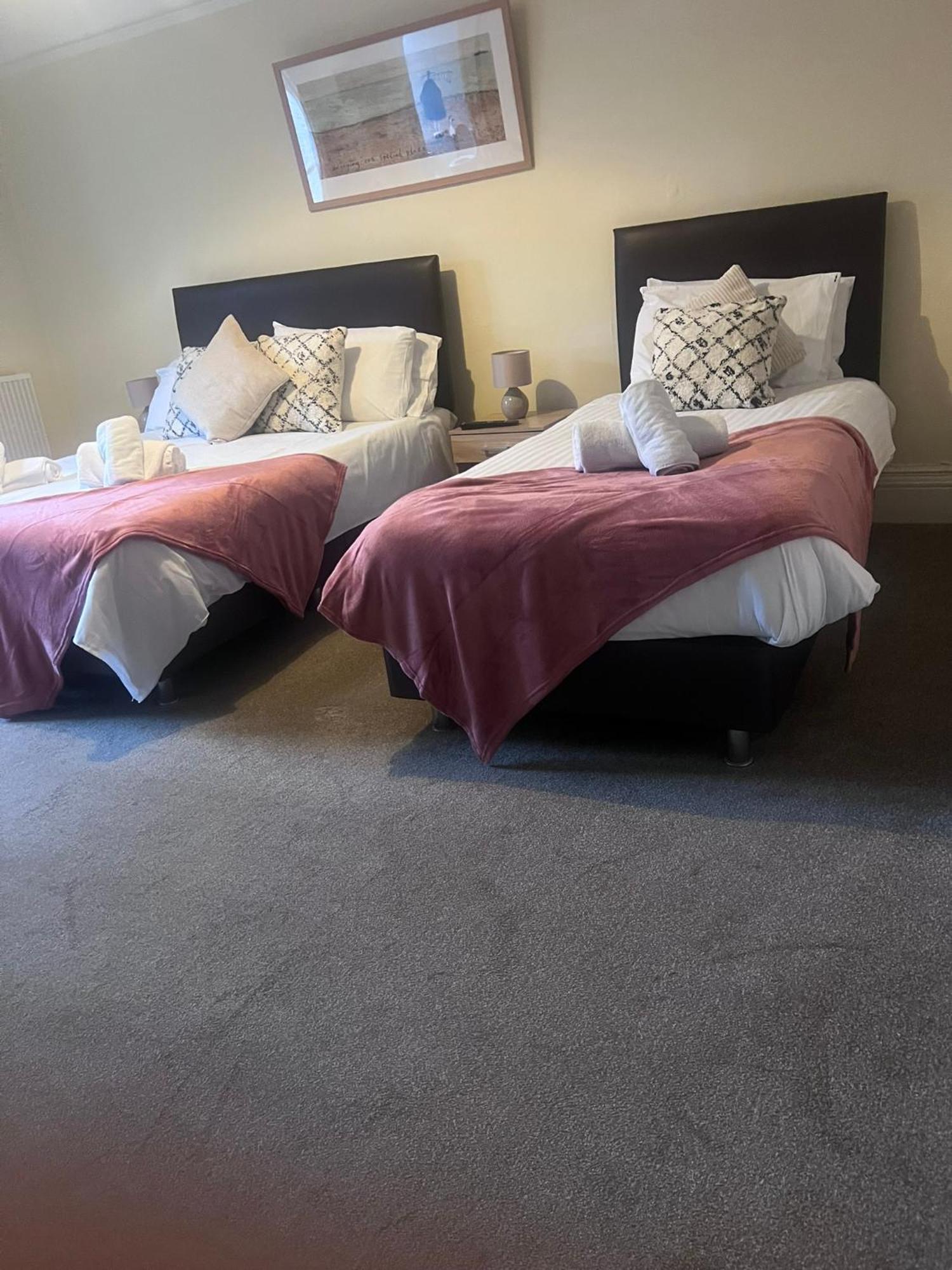 The Crown Hotel Lynton Esterno foto