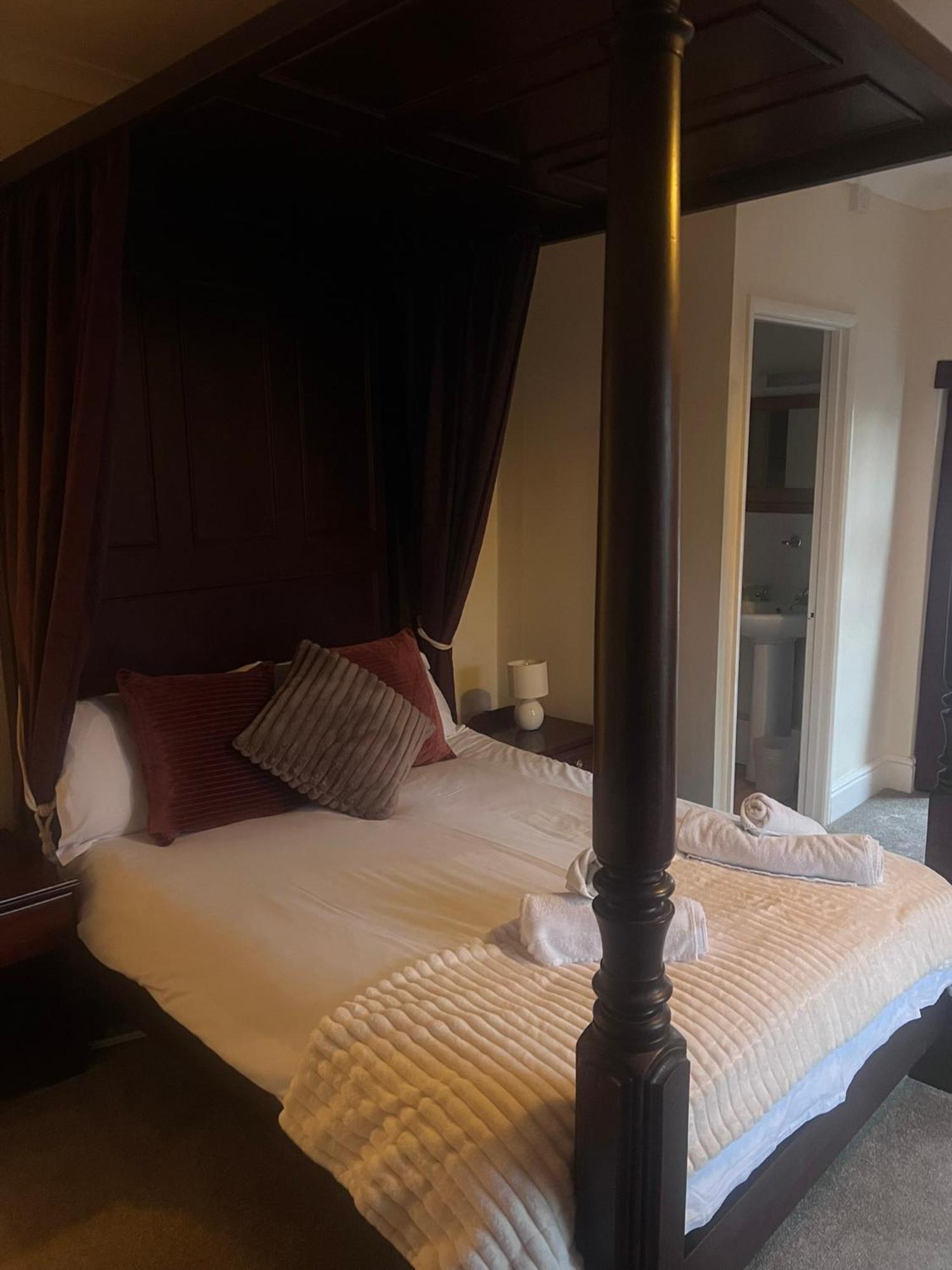 The Crown Hotel Lynton Esterno foto