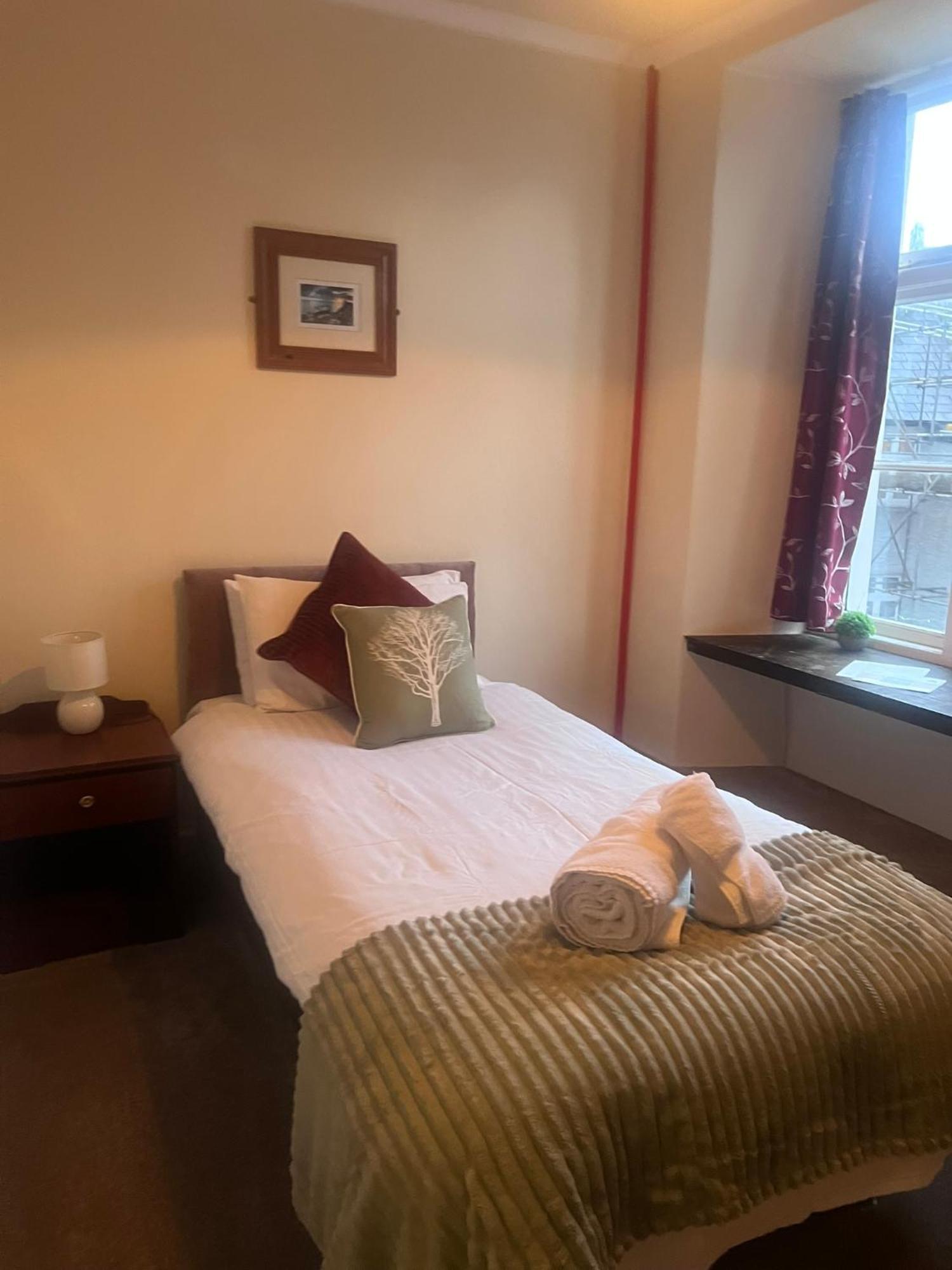 The Crown Hotel Lynton Esterno foto