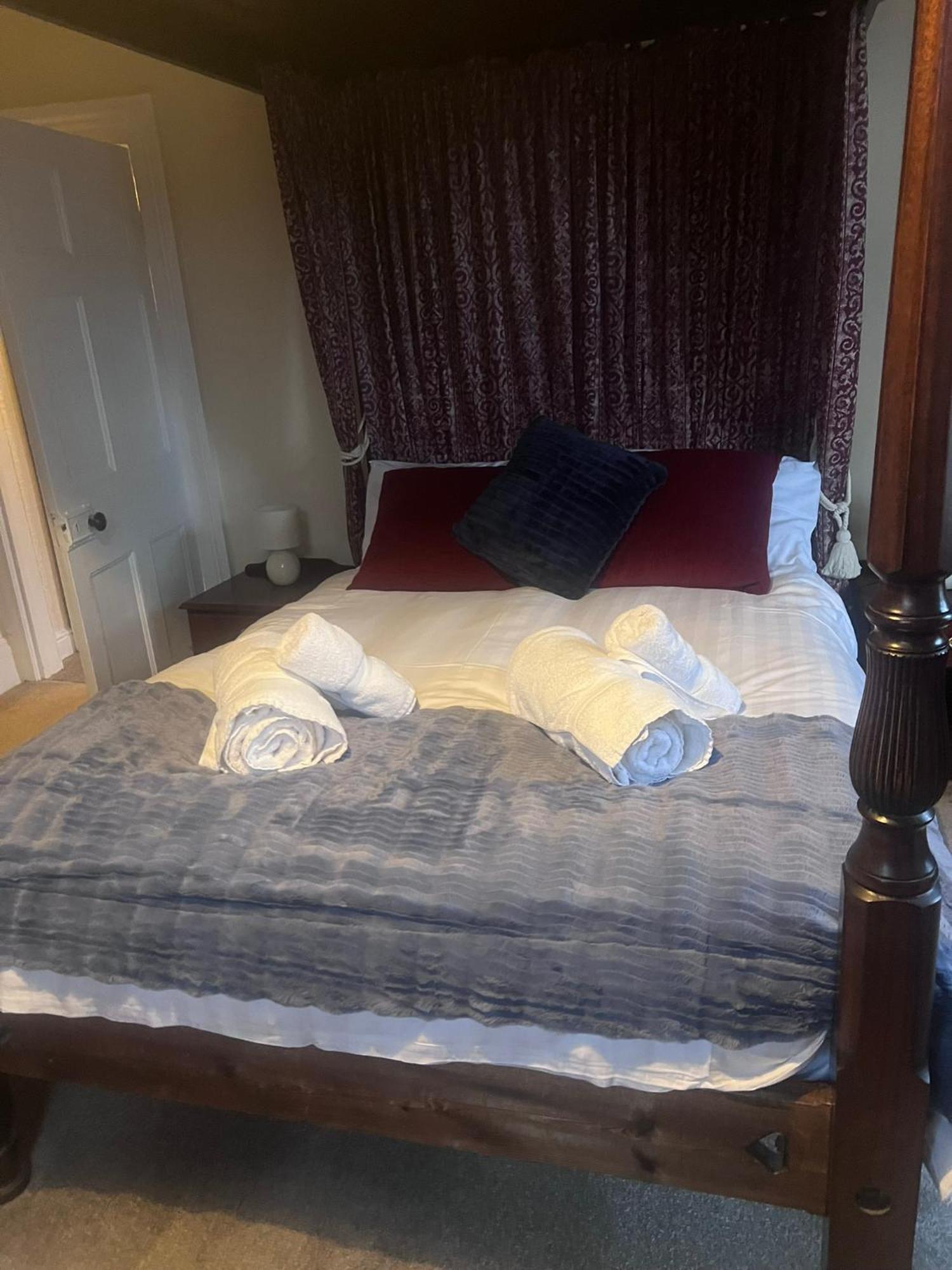 The Crown Hotel Lynton Esterno foto