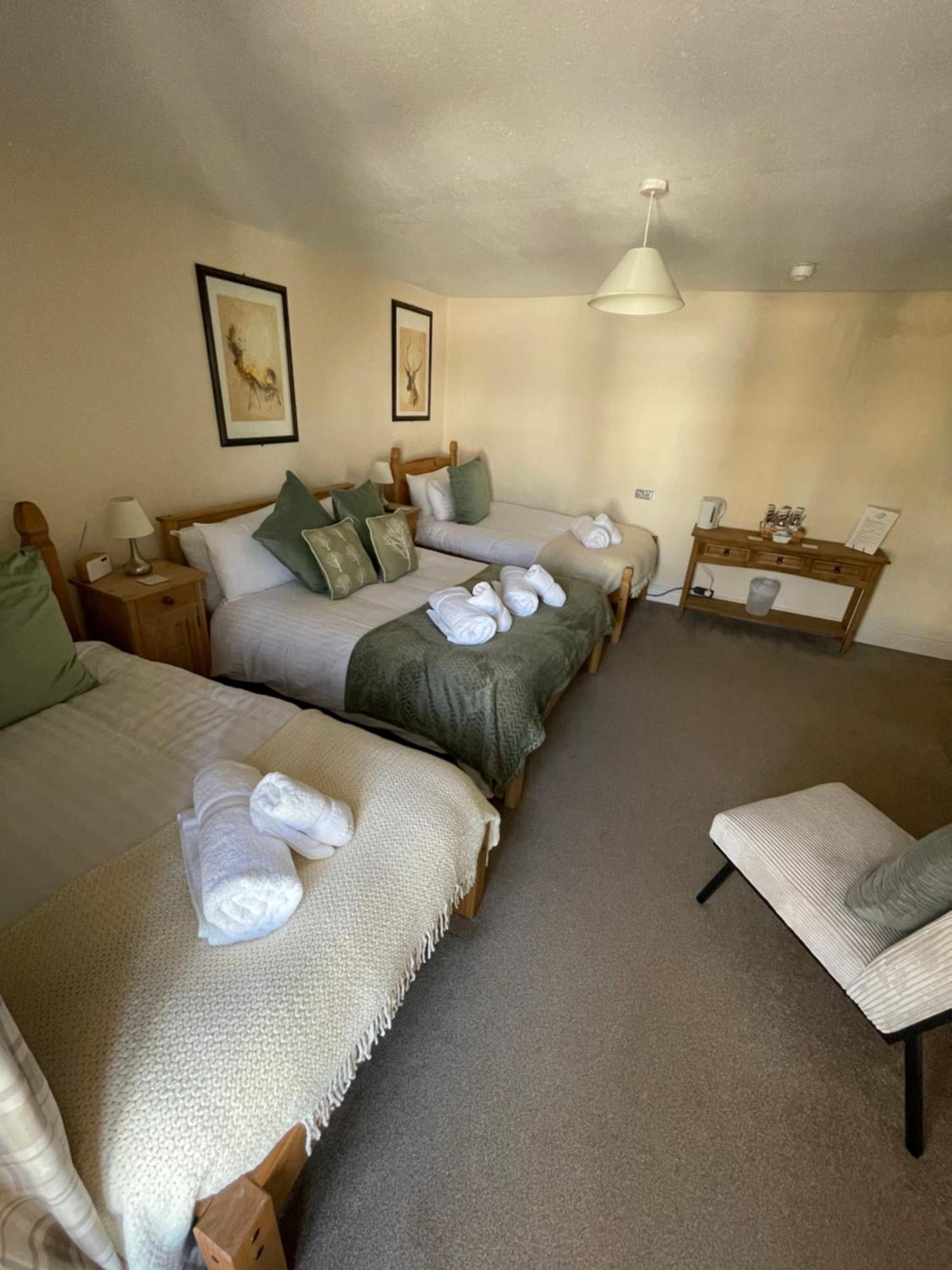 The Crown Hotel Lynton Esterno foto